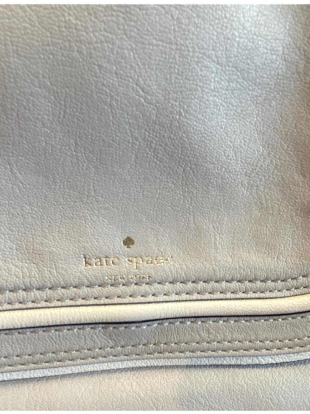Kate Spade New York Light Gray Shoulder Bag with Tassel and Adjustable Strap - Picture 5 of 15